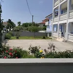 Janja Apartment